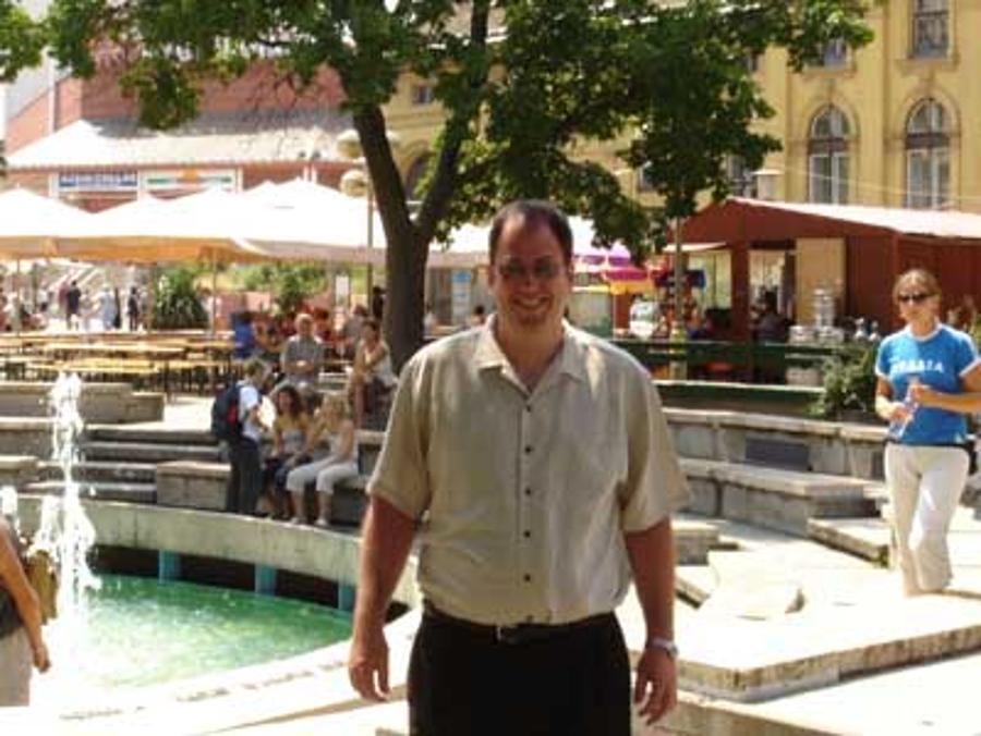 Xpat Interview: Robert O'Dacre