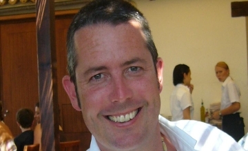 Dez O'Connell, Bar & Spirits Consultant Dez O'Connell, Bar & Spirits Consultant