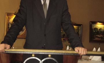 Xpat Interview: Tádé Alföldy Xpat Interview: Tádé Alföldy