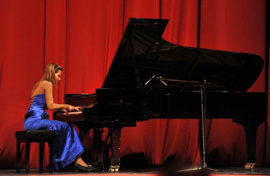 Xpat Interview 2: Almira Emiri, Concert Pianist