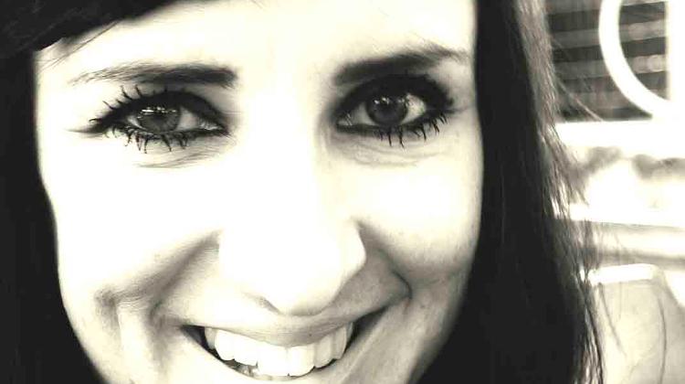 Mirjam Simpson-Logonder, Photographer Mirjam Simpson-Logonder, Photographer