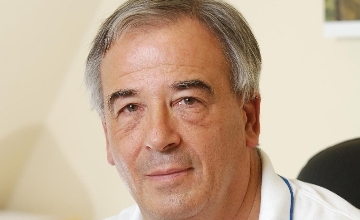 XpatLoop Interview: Dr. László András, Professional Orvosi Kft. XpatLoop Interview: Dr. László András, Professional Orvosi Kft.