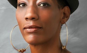 DJ Mahogany: The Selectress DJ Mahogany: The Selectress