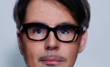 Zoltan Alexander, Creative Director ZOLTAN+ / Art Director UBIKWIST Magazine Zoltan Alexander, Creative Director ZOLTAN+ / Art Director UBIKWIST Magazine