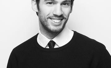 Jonas Matyassy, Fashion & Portrait Photographer Jonas Matyassy, Fashion & Portrait Photographer