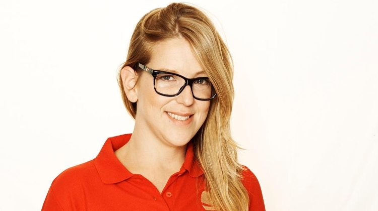 Dr Keren Glazer, Dentist, Kavics Dental