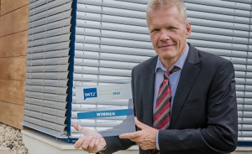 Attila Knott, Managing Director, Kreativ Dental Clinic Attila Knott, Managing Director, Kreativ Dental Clinic