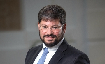 Noah M. Steinberg, Chairman & CEO of WING, Chairman of RICS Hungary Noah M. Steinberg, Chairman & CEO of WING, Chairman of RICS Hungary