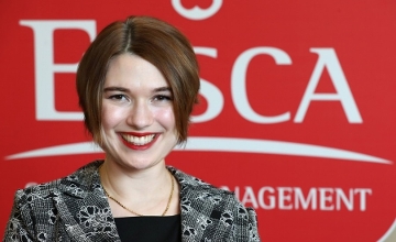 Dr. Zsuzsa Deli-Gray, Director, ESSCA School Of Management, Budapest Dr. Zsuzsa Deli-Gray, Director, ESSCA School Of Management, Budapest