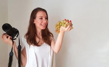 Armina, Business & Marketing Consultant, Photographer