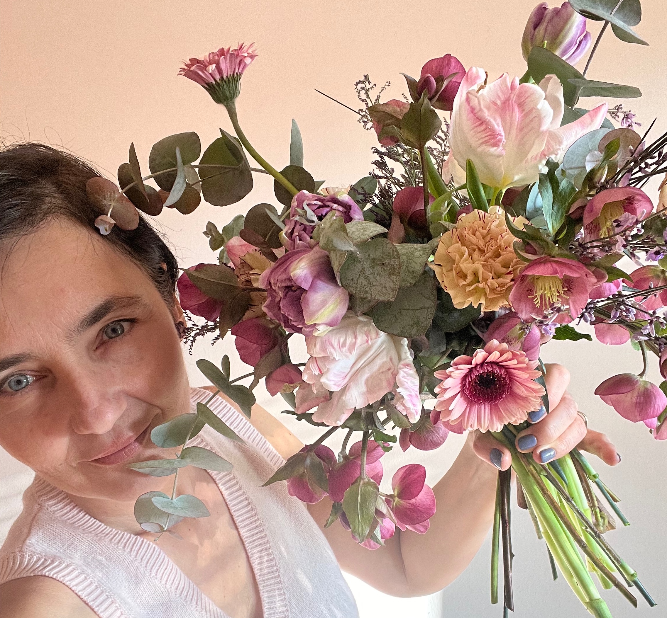 Mihaela Tom, Floral Designer, Founder & Owner of flowerMe Budapest