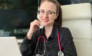 Surprising Expats: Victoria Azarov, 4th Year Medical Student at Semmelweis University, Budapest