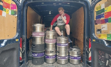 Duncan Robertson, Novelist, Owner of Beer People Budapest Duncan Robertson, Novelist, Owner of Beer People Budapest