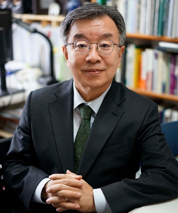 Dr. Kyudok Hong, Ambassador of the Republic of Korea to Hungary