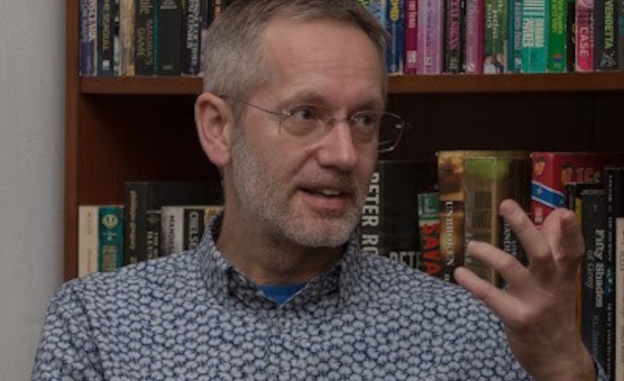 Surprising Expats: Richard Robinson: Translator, Musician, Teacher