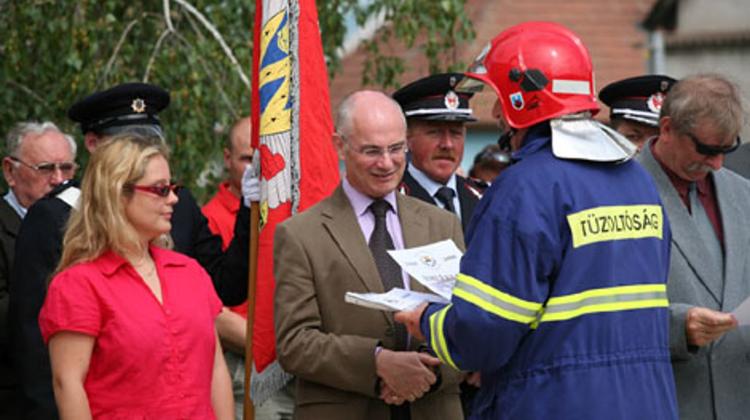 HM Ambassador Greg Dorey & UK Shropshire Fire Service Visit Pilisvörösvár