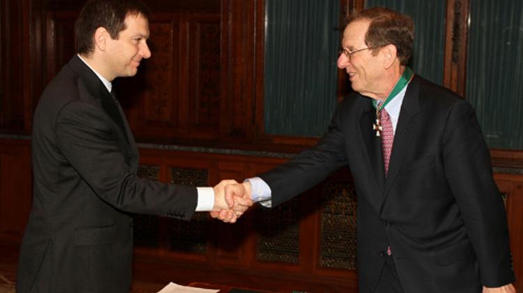 Eurasian Energy Envoy Morningstar Receives Decoration from Prime Minister