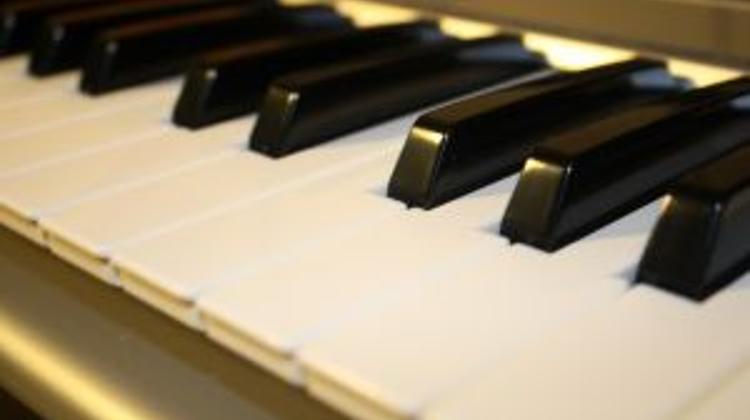 'Makoto Kuriya & Peter Sarik: Concert For Two Pianos', Take Five, 20 March