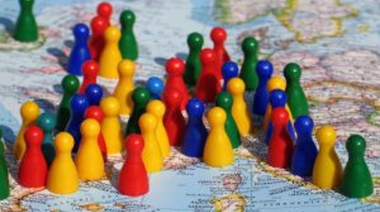 20% Of Hungarians Would Work Abroad