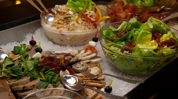 Xtra: Traditional Easter Sunday Brunch At Olive's Restaurant