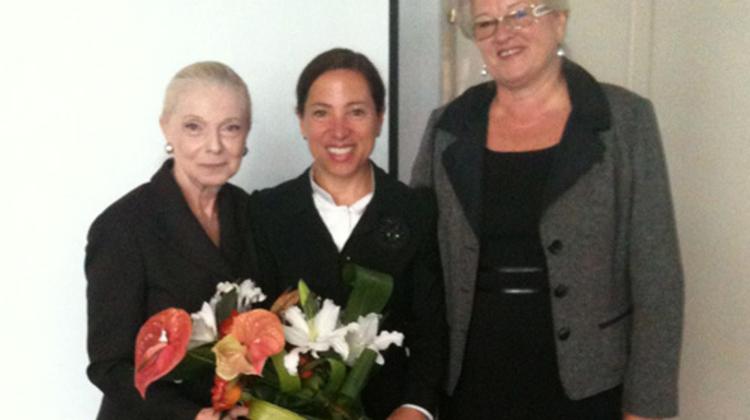 U.S. Ambassador Kounalakis Visits Primavera Foundation