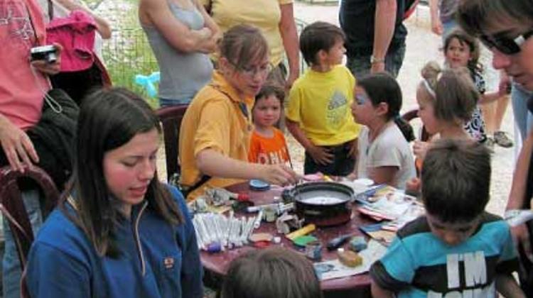 'Children's Day', Hűvösvölgy, Budapest, 30 May