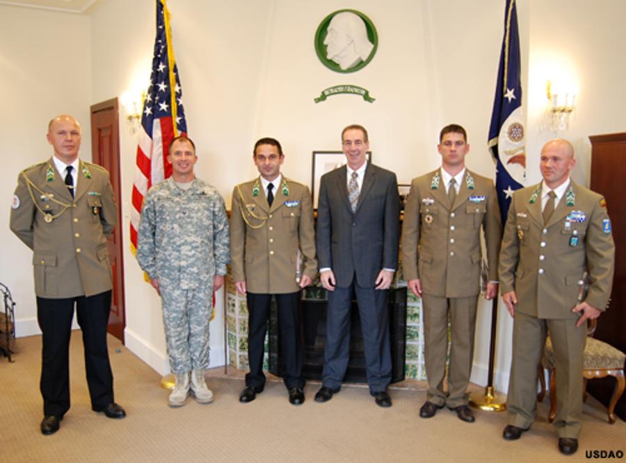 U.S. Deputy Chief Of Mission Levine Presents Awards To Hungarian Soldiers