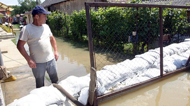 Workers, Not Cash For Flood Demolitions