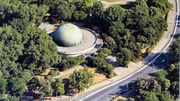 Family Fun: Budapest Planetarium