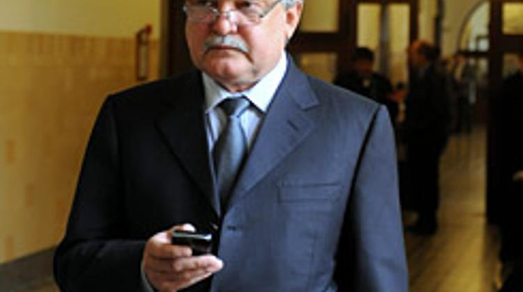 PM Orbán, OTP Bank Chief Csányi On Hungary Bank Tax