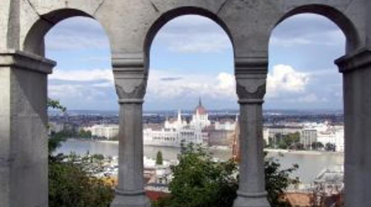 Video: Out On The Streets In Hungary With Deutche Welle TV