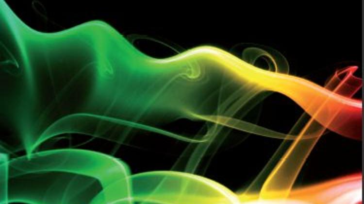 Luxury Fashion Brands Drive Global Retailer Expansion