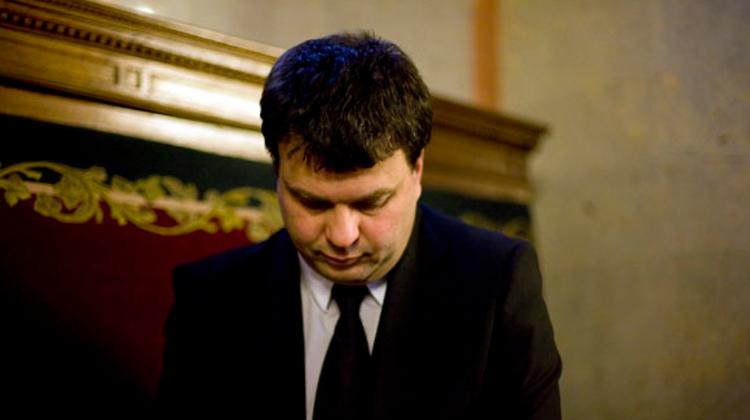 Former Esztergom Mayor Starts Packing