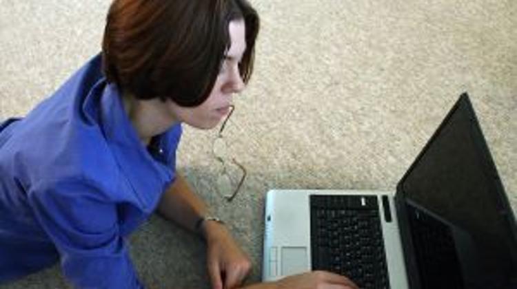 Hungarian Women Are More Successful In Reading, Counting, And Critical Thinking Than Men