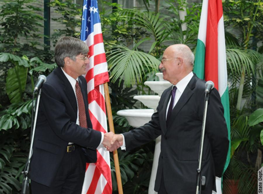 Hungarian Foreign Minister Welcomes US Deputy Secretary of State