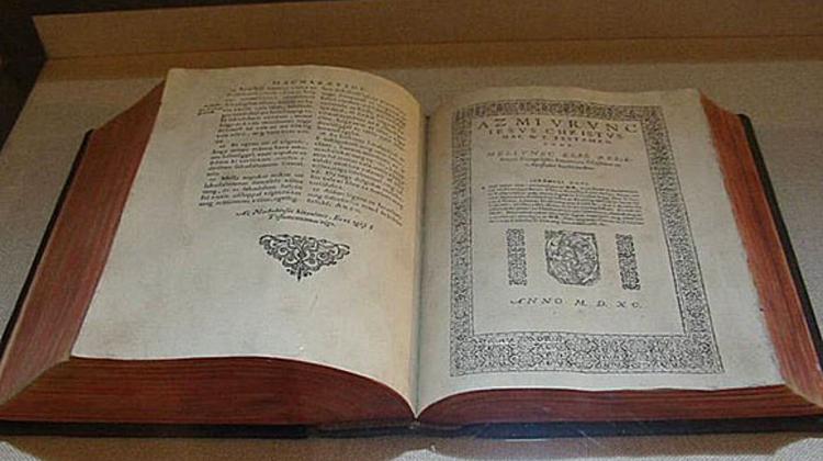 1590 Hungarian Bible Sells For Ft 1.8mn At Auction