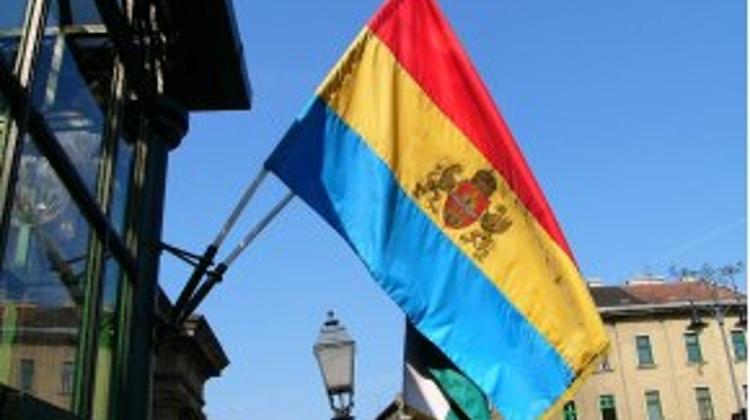 Budapest City Hall To Light Up More Monuments