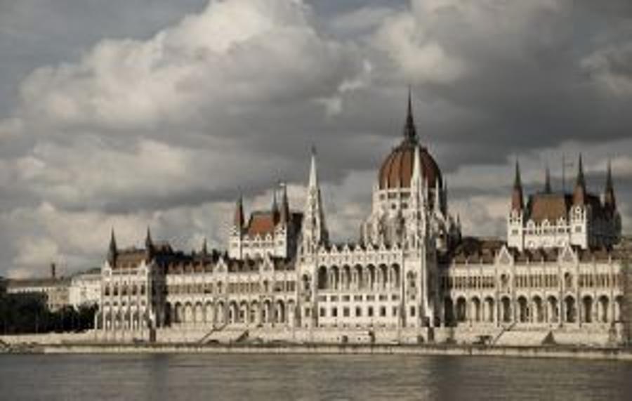 Constitution Pro-Life, Anti-Gay Marriage In Hungary