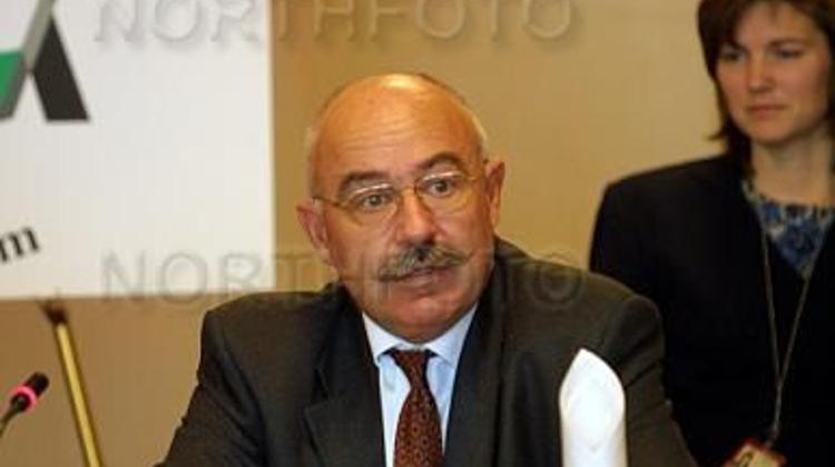 Hungarian Foreign Minister Martonyi Criticises Moody's Downgrade