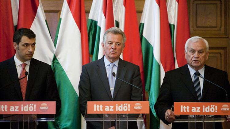 Hungary's President Schmitt Accused Of Plagiarism
