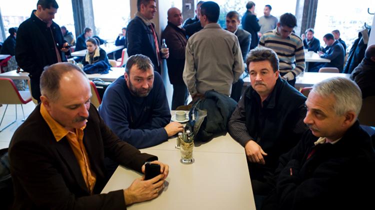 Hungarian Malév Airlines Staff Eye Stakes In Subsidiaries