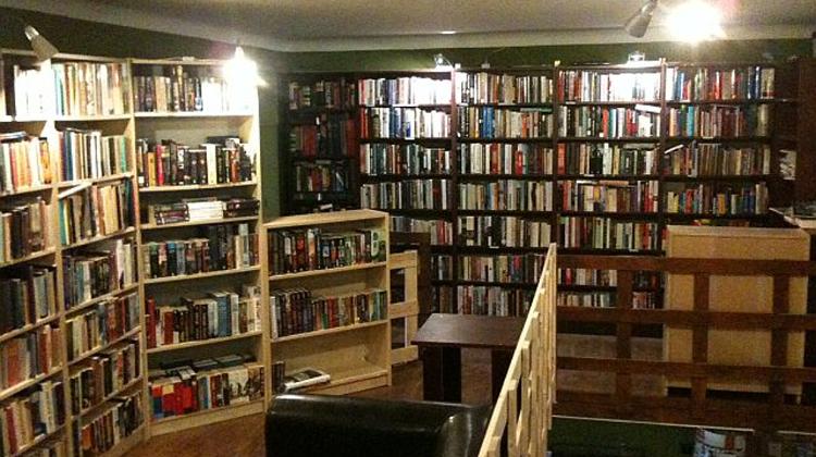 Grand Re-Opening Party & Bitch Moan & Wine Event, Treehugger Dan's, Budapest, 23 February