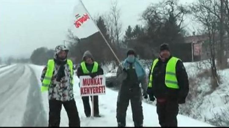 Gov’t Offers Work To Hunger Marchers In Hungary