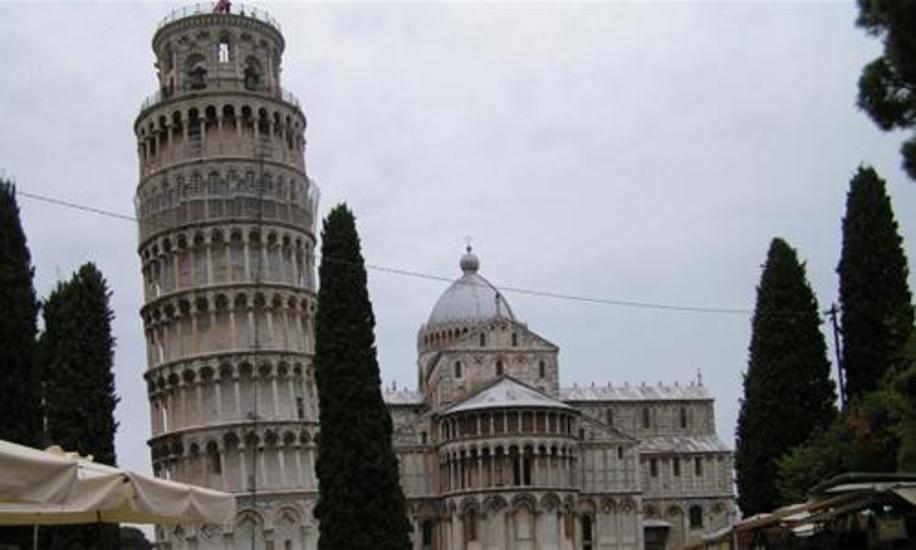 Getaway From Budapest To Pisa With Ryanair