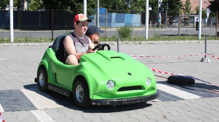 Invitation: United Way Annual All Children’s Day, Budapest, 27 May