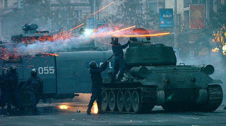 96 Hungarian Policemen Fired For 2006 Abuses