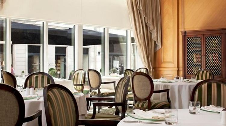 Friday Night Under The Spectacular Chandelier Of The Atrium