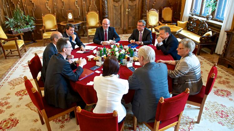 Hungarian PM Viktor Orban & Euro 150m New Alstom Trains