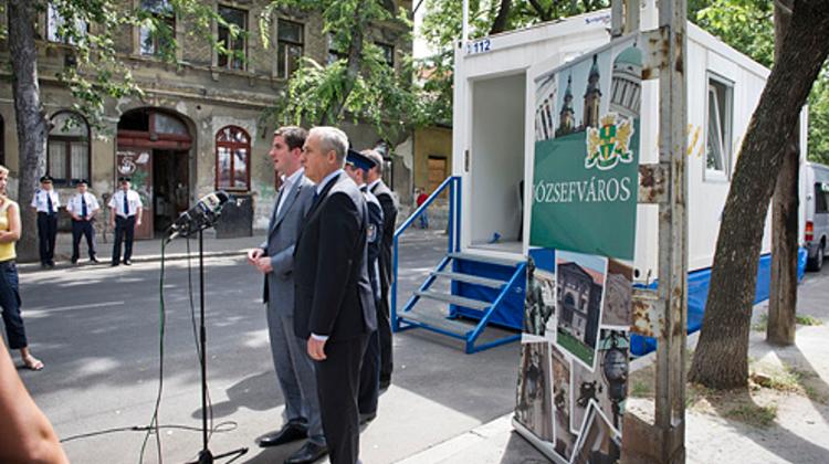 Mobile Police Station Has Been Established In Budapest VIII District