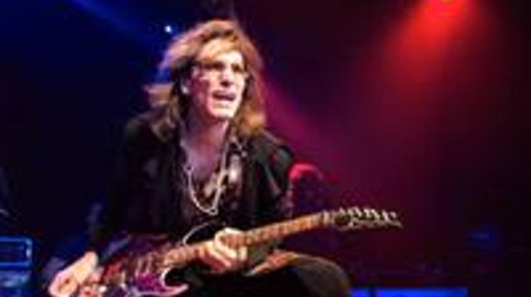 Invitation: G3 Concert, Budapest Sportaréna, 1 August